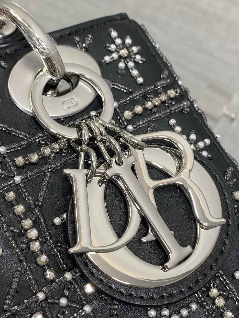Сумка Dior Lady Dior с кристаллами