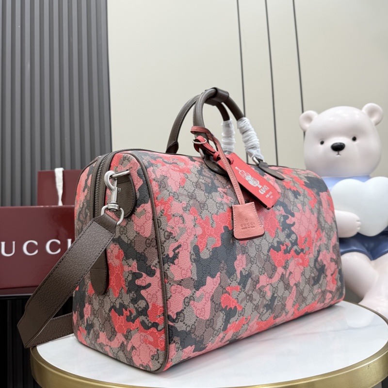 Путевая сумка Gucci с камуфляжным принтом