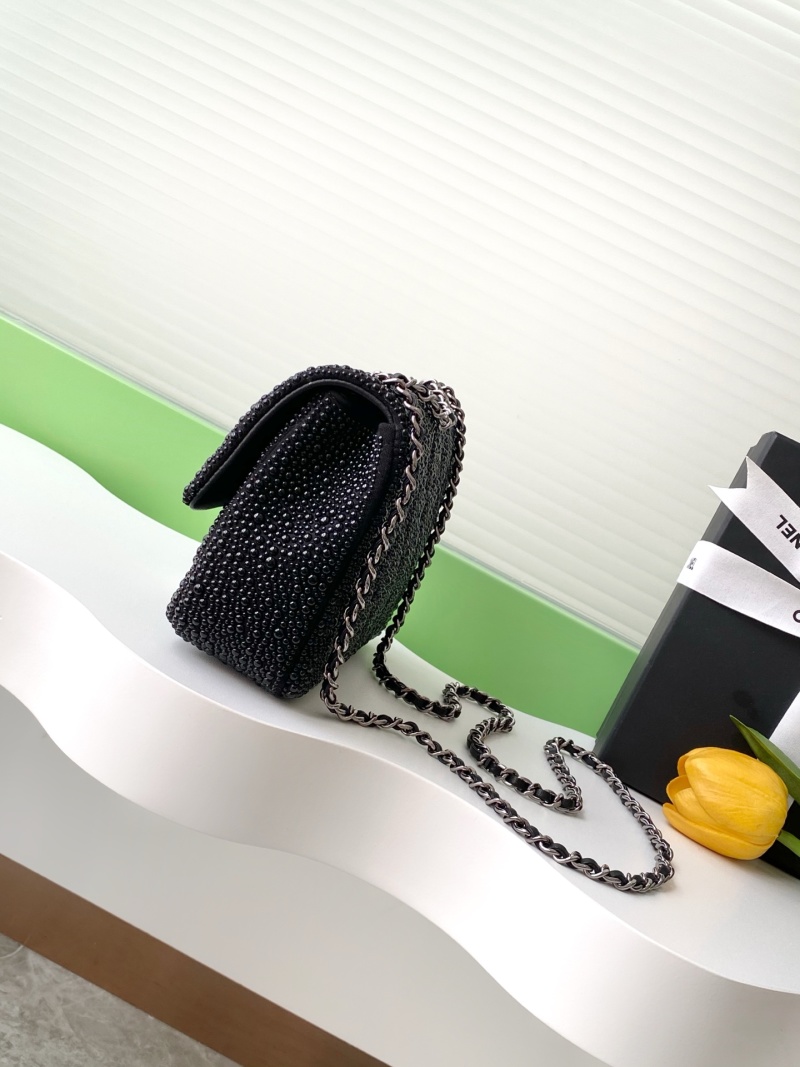 Черная сумка Chanel CF с кристаллами