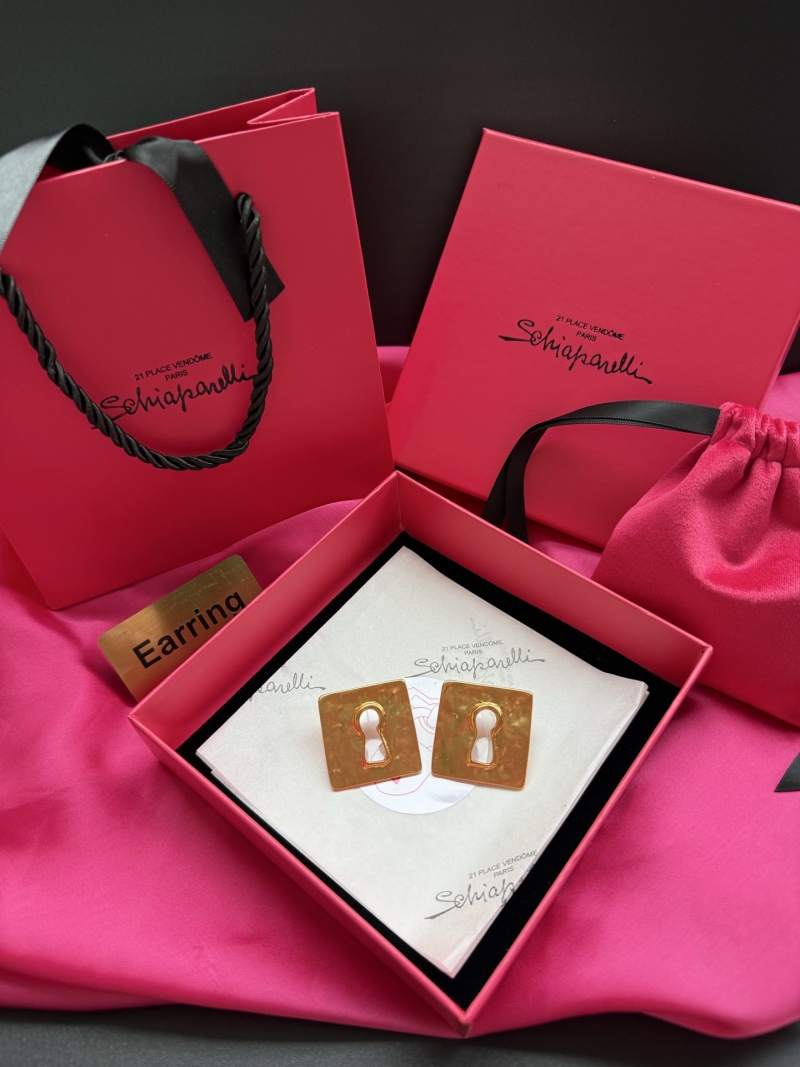 Серьги в виде ключевых отверстий Schiaparelli