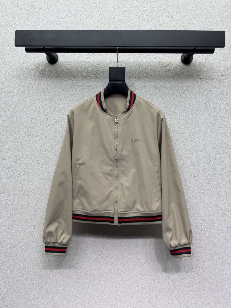 Костюм Gucci с тесьмой