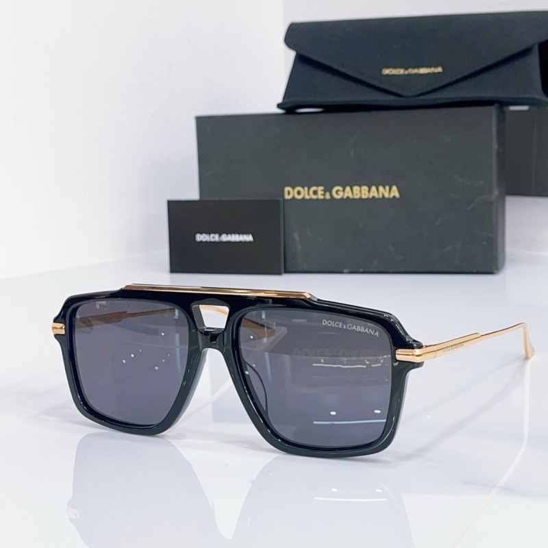 Солнцезащитные очки Dolce & Gabbana DG4477
