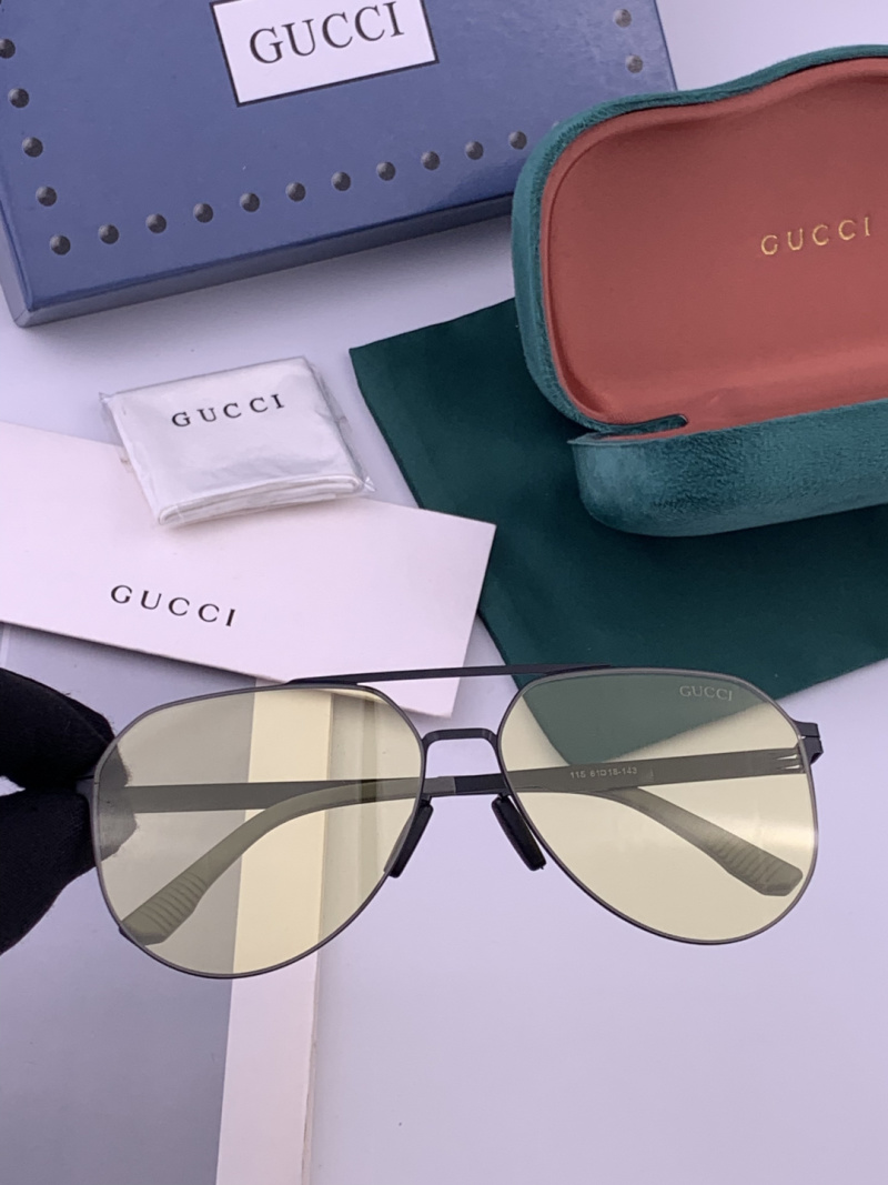 Солнцезащитные очки в стиле авиаторы с поляризацией Gucci