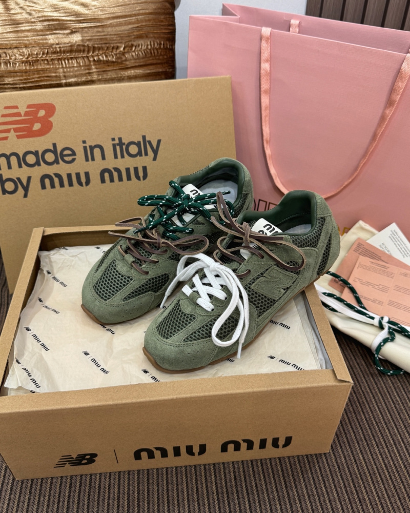 Женские кроссовки Miu Miu x New Balance 530, зелёные Без бренда