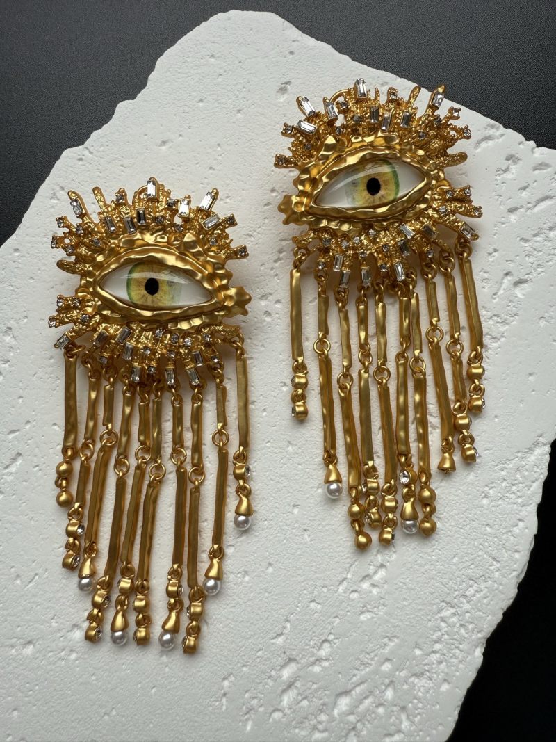 Серьги с глазом Schiaparelli
