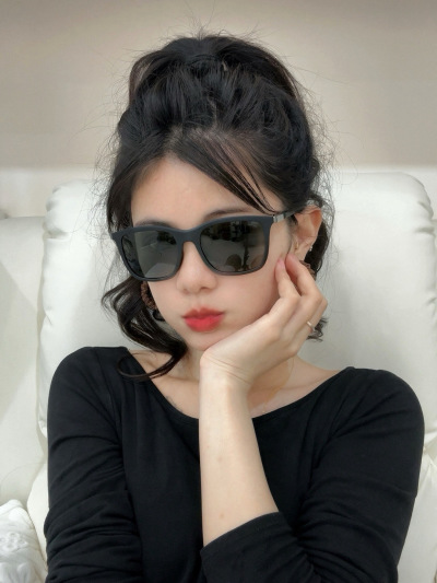 Солнцезащитные очки Ray-Ban RB3443 (Черные)