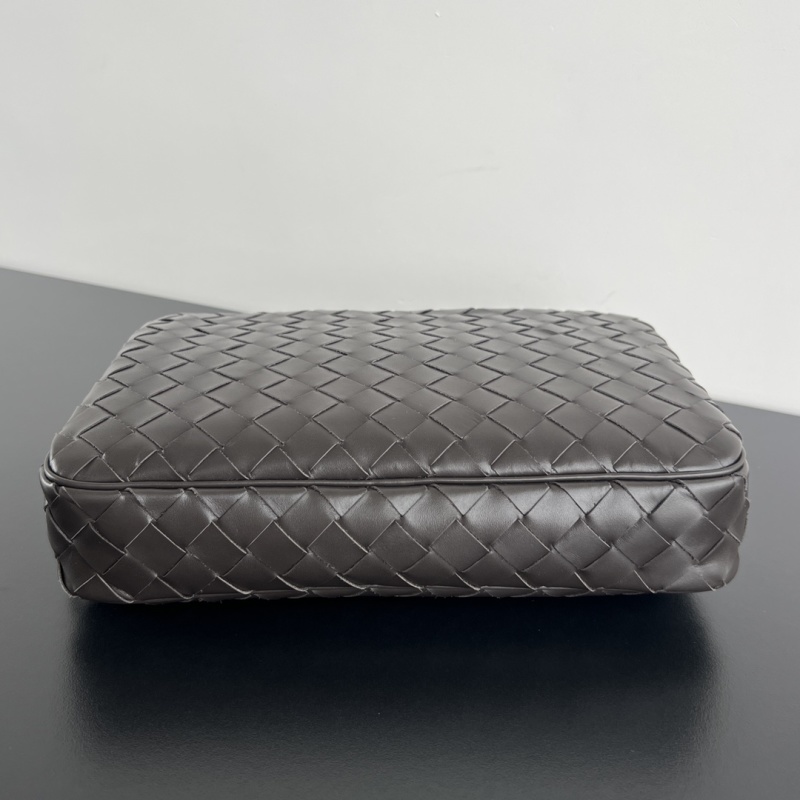 Мужская косметичка с плетением Intrecciato Bottega Veneta