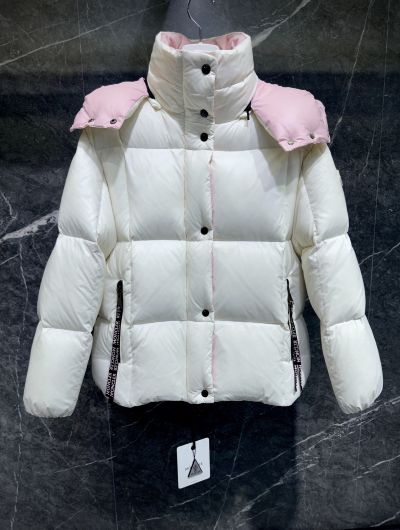 Пуховик Moncler
