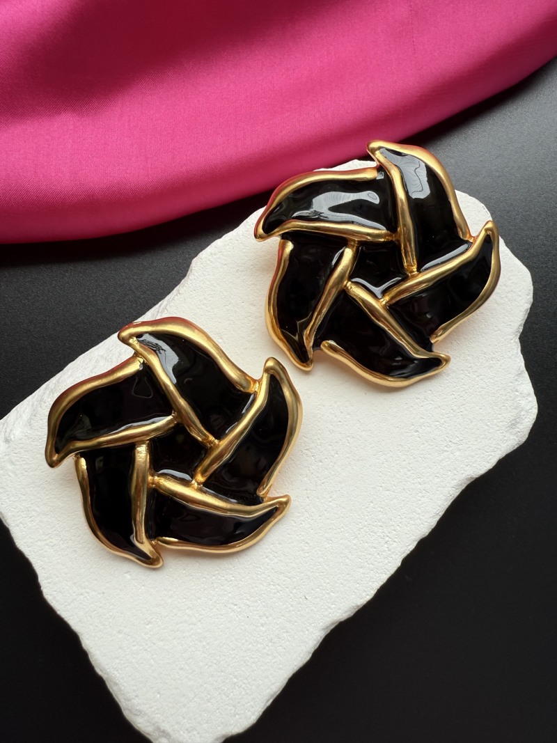 Серьги Schiaparelli