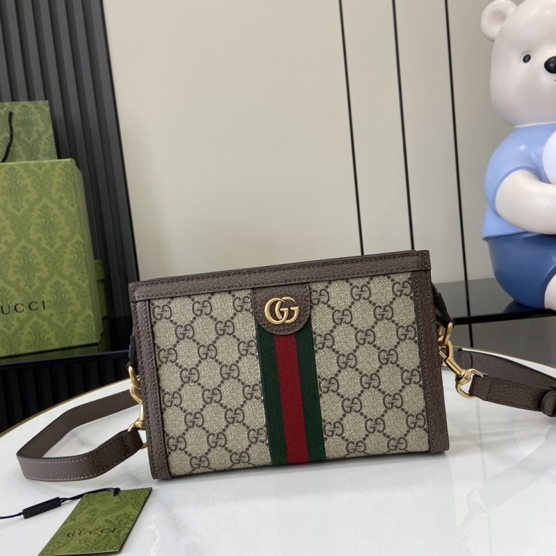 Сумка-кроссбоди Gucci с монограммой