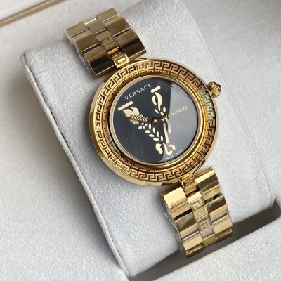 Часы Versace