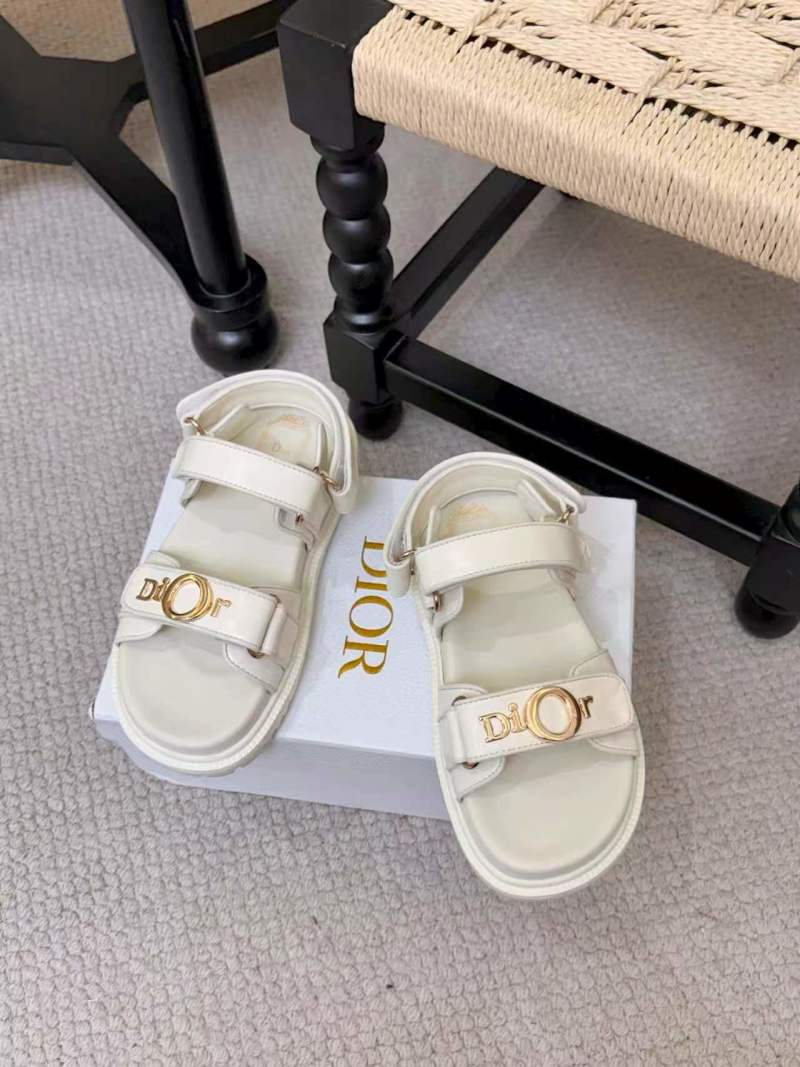 Женские кожаные сандалии Dior