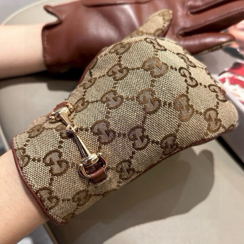 Кожаные сенсорные перчатки с монограммным узором, Gucci