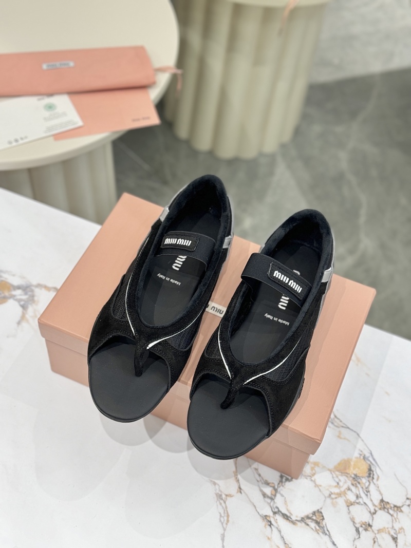Женские туфли Miu Miu