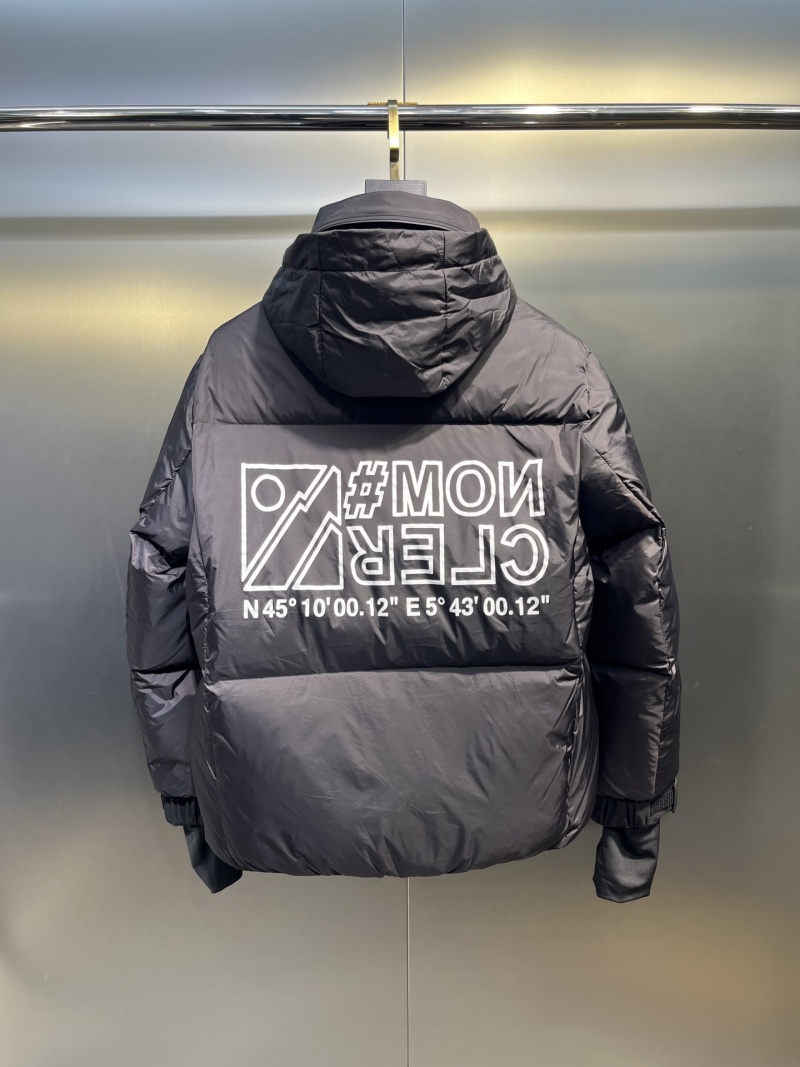 Пуховик Moncler