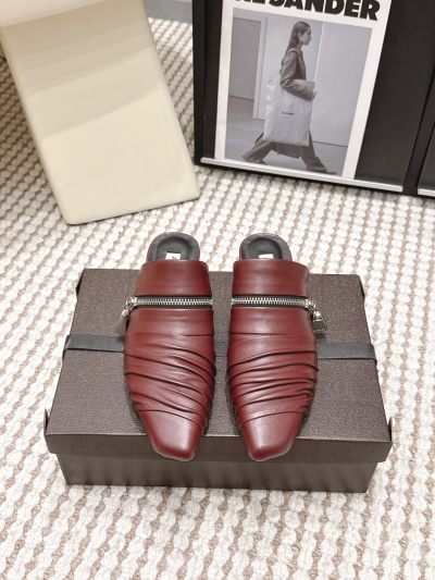 Мюли Alaïa