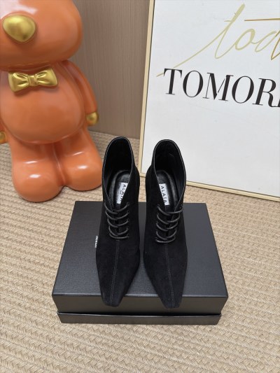 Женские ботильоны Alaia черного цвета