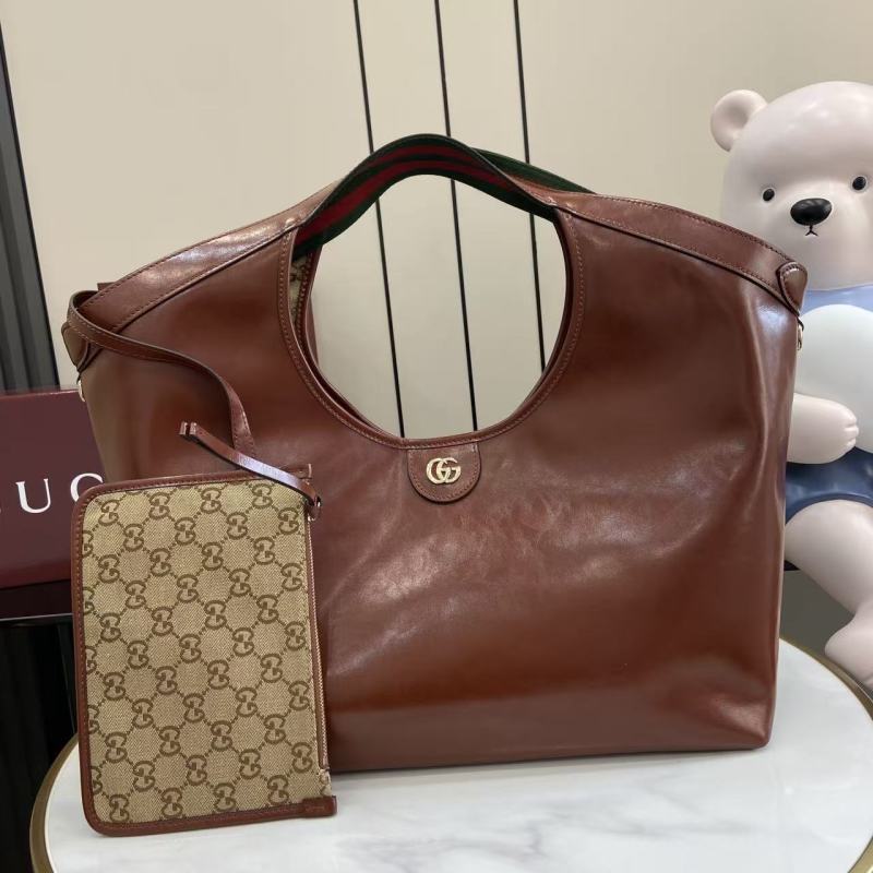Сумка Gucci с кошельком