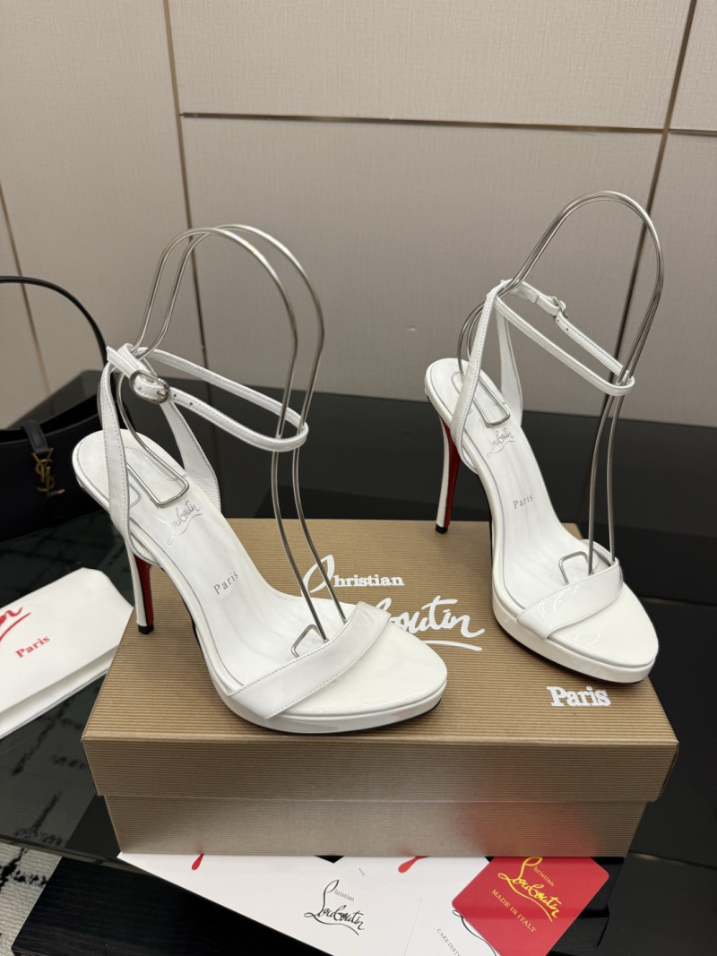 Женские белые туфли Christian Louboutin на высоком каблуке