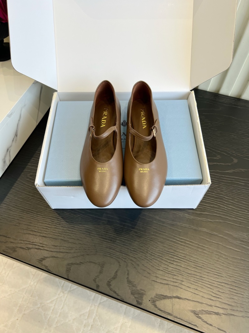Балетки Prada