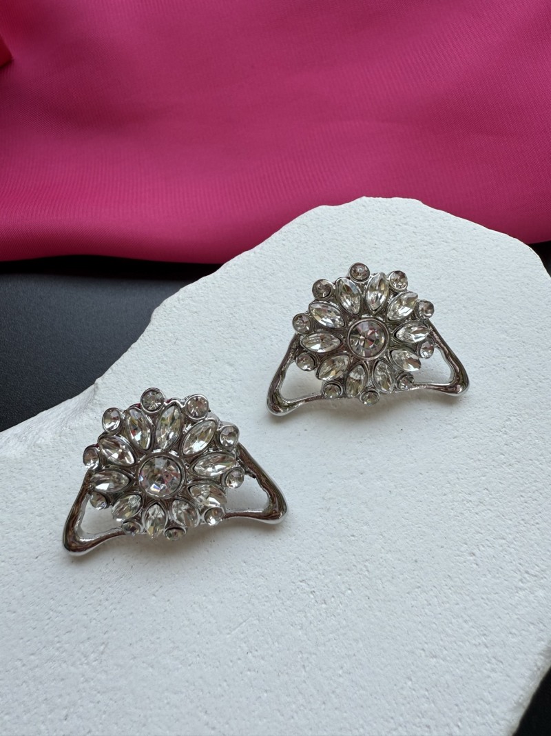 Серьги Schiaparelli