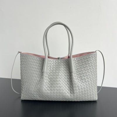 Сумка-торба Bottega Veneta