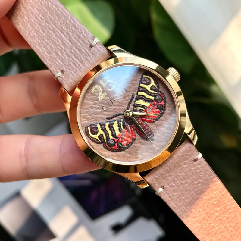 Часы Gucci