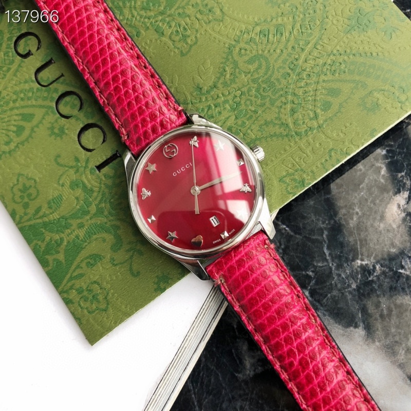 Часы Gucci