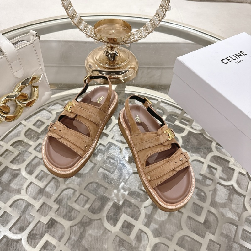 Женские кожаные босоножки на толстой подошве с пряжкой в виде буквы C Celine