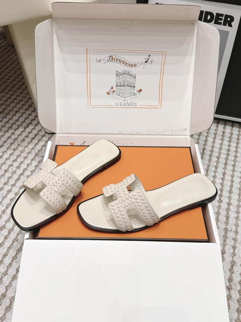 Шлёпанцы Hermès