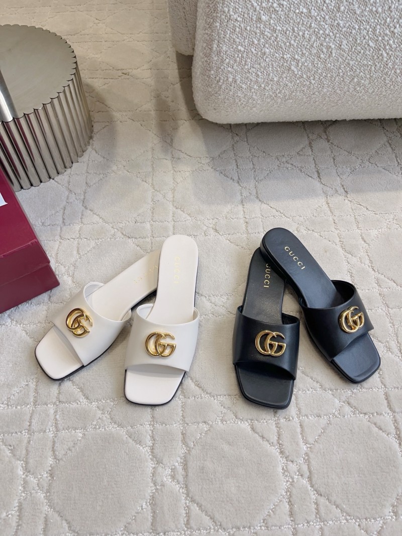 Шлёпанцы Gucci