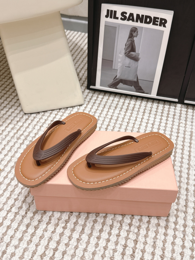 Женские шлёпанцы Miu Miu