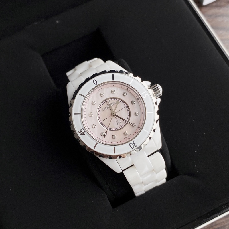 Часы Chanel