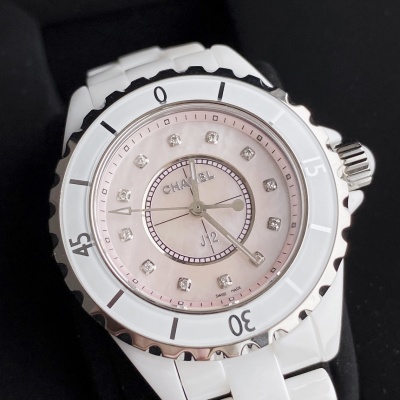 Часы Chanel