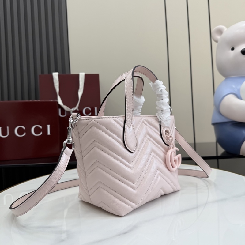 Сумка Gucci розовая с кисточкой