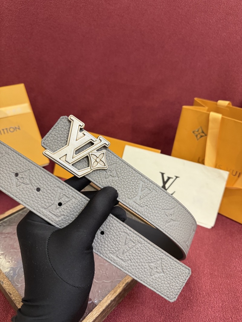 Ремень LV Initiales Taurillon Monogram Louis Vuitton