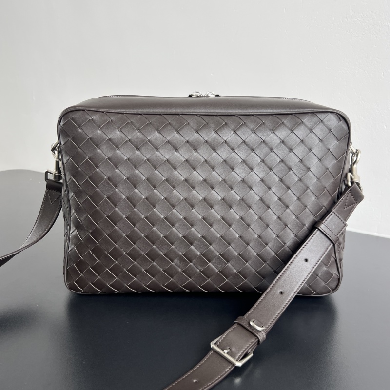 Кожаный портфель Bottega Veneta с плетением Intrecciato