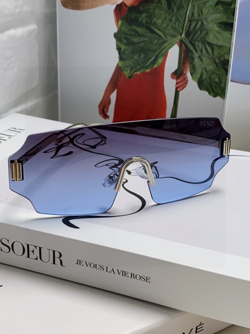 Солнцезащитные очки Fendi без оправы широкой формы