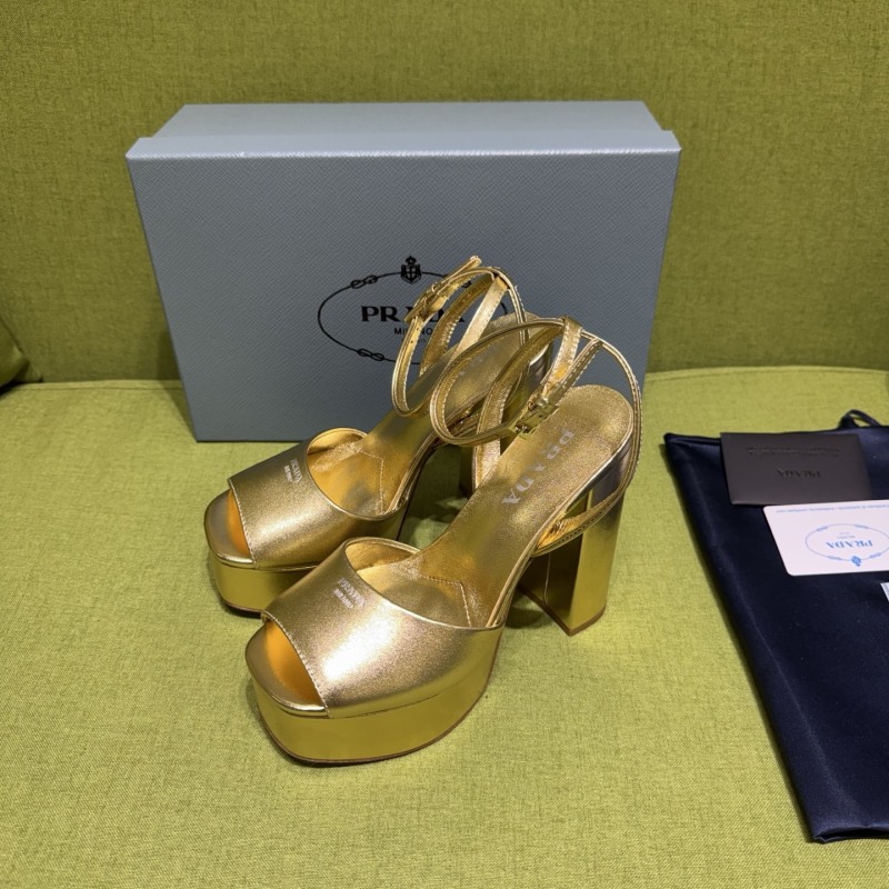 Золотые женские босоножки на высоком каблуке Prada
