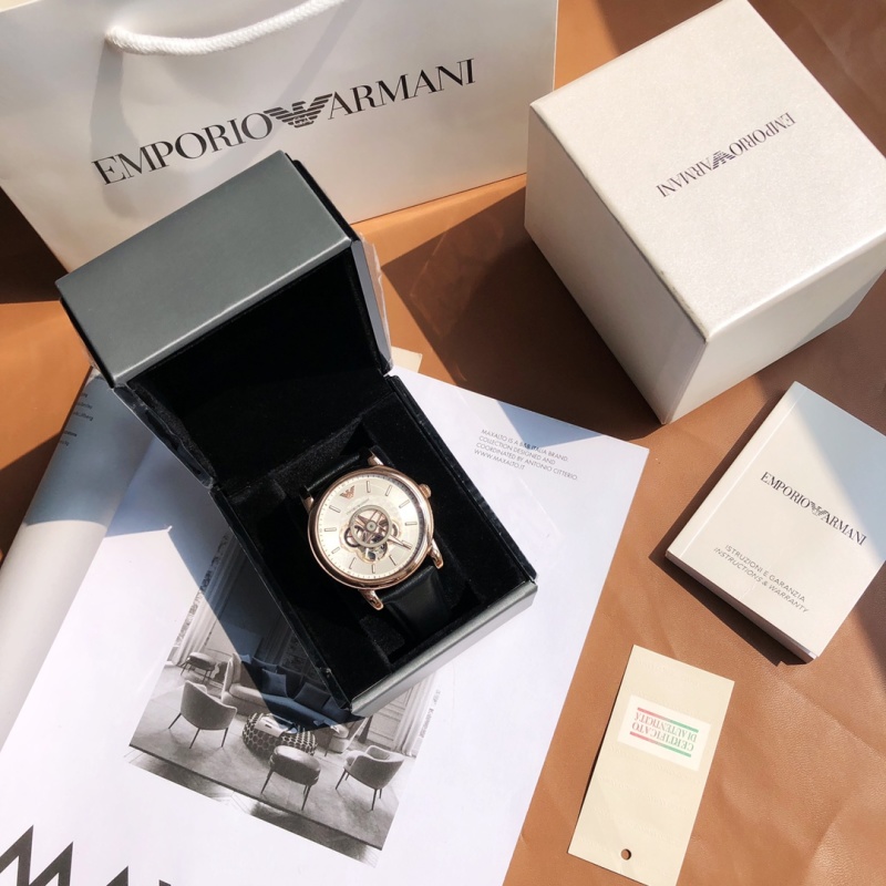 Часы Armani