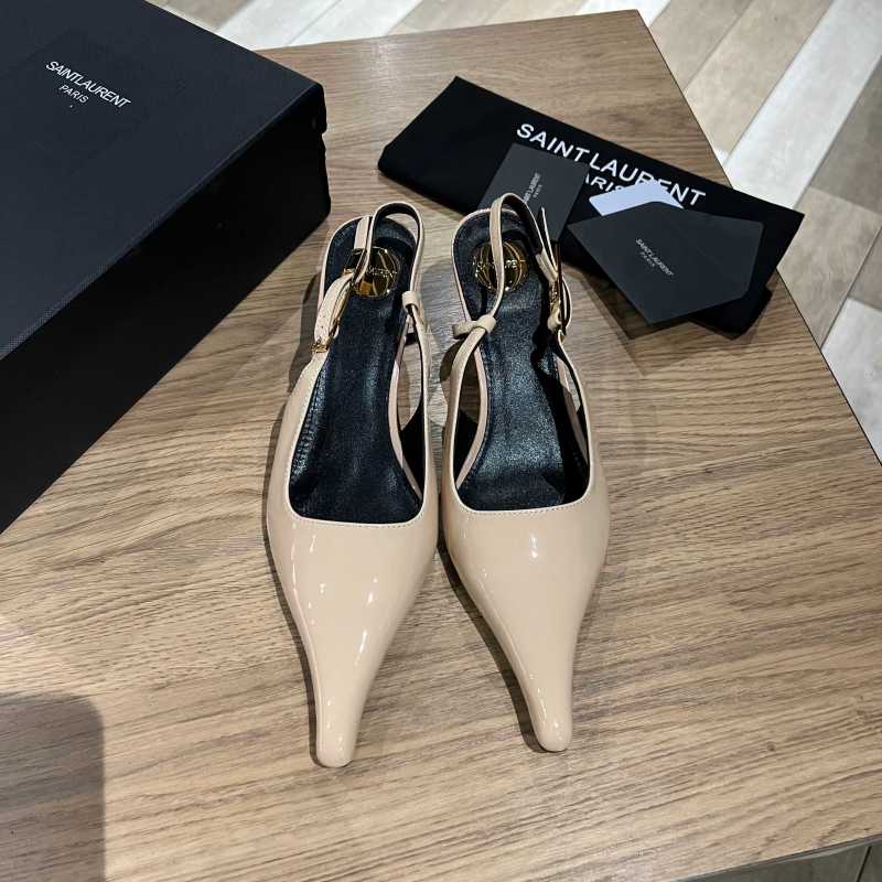 Женские лаковые туфли Saint Laurent бежевые
