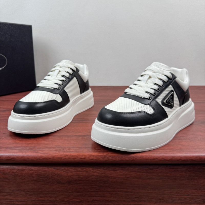 Мужские кроссовки Prada