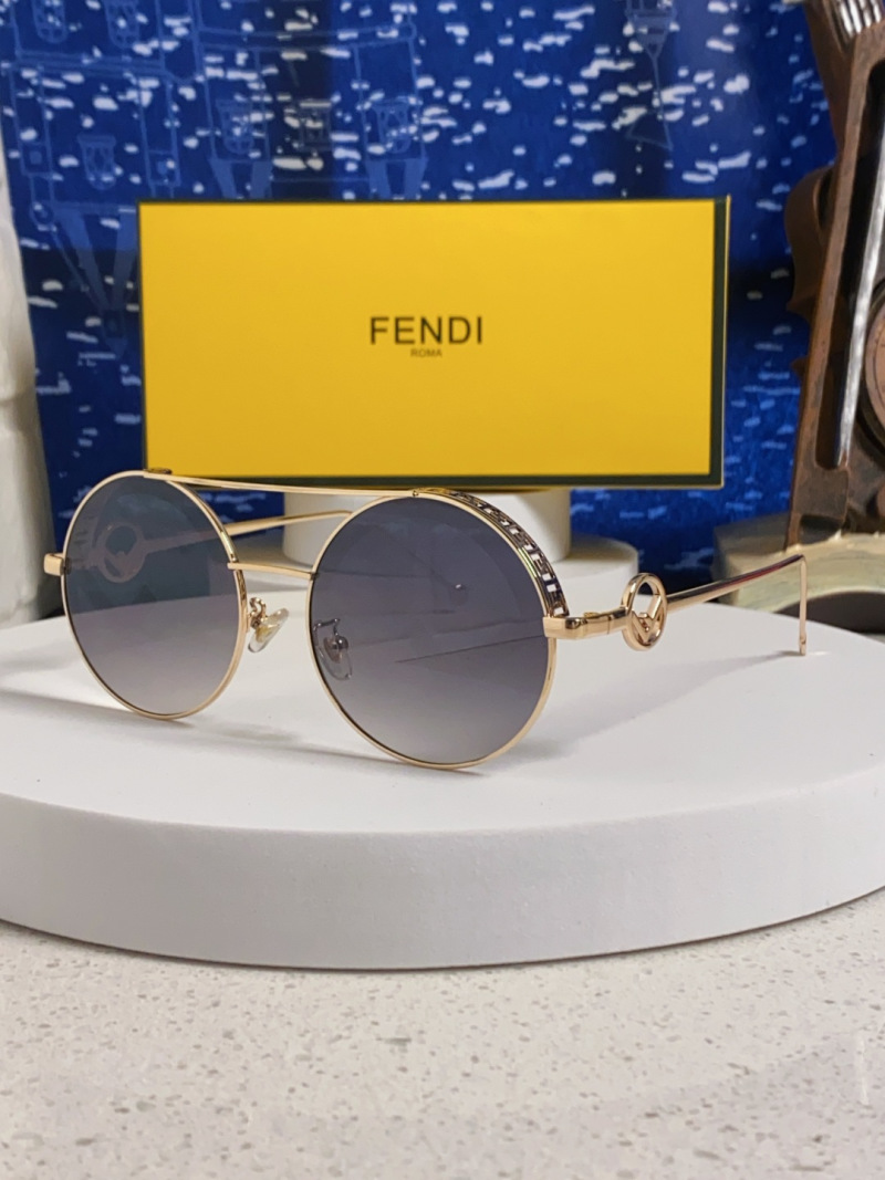 Солнцезащитные очки Fendi круглые золотые