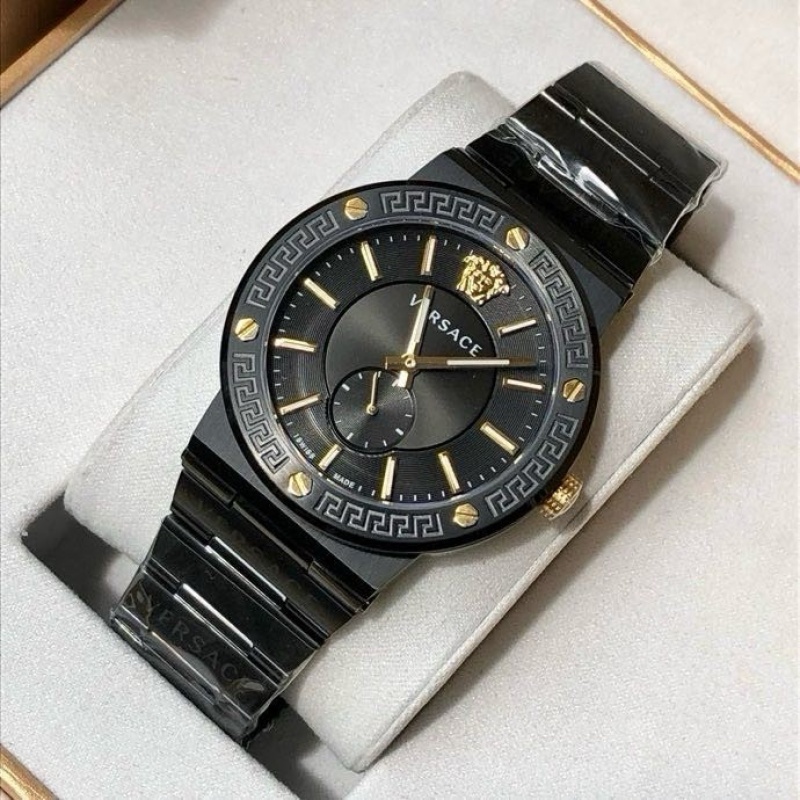 Часы Versace