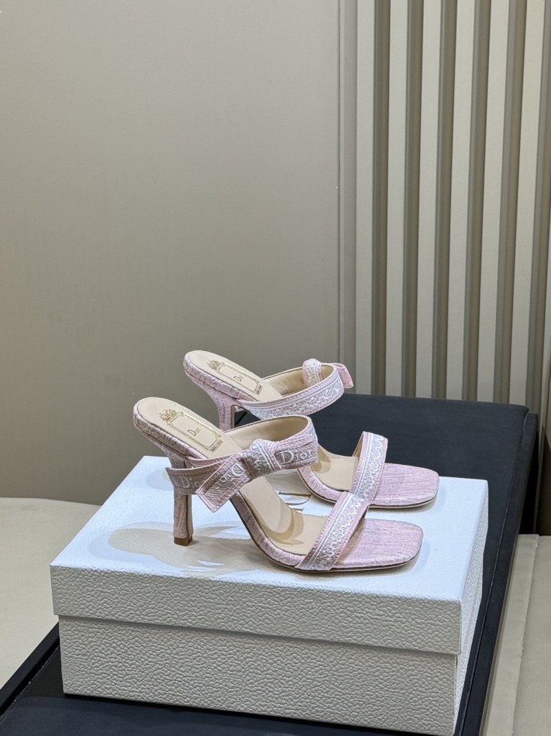 Розовые женские босоножки Dior на высоком каблуке