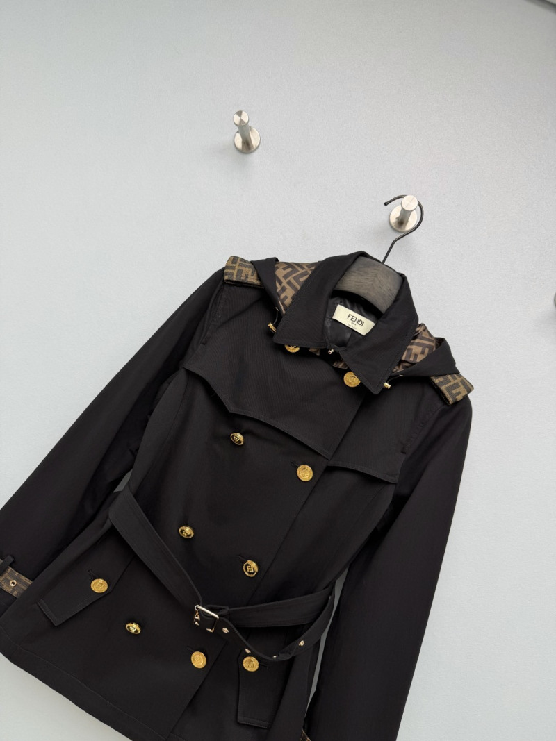 Кожаная куртка Fendi с монограммой