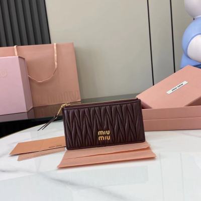 Портмоне Miu Miu с молнией