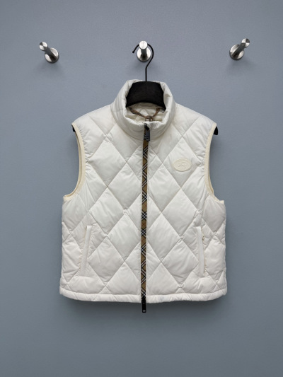 Жилет Burberry