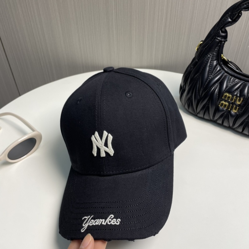 Бейсболка с вышивкой NY Yankees Без бренда