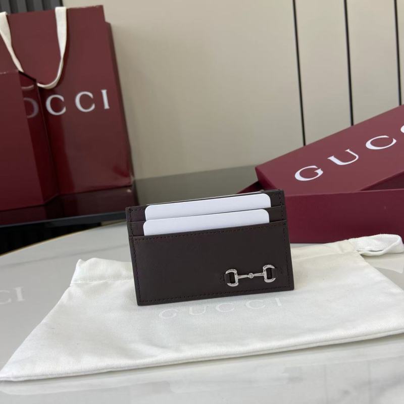 Картхолдер Gucci с металлической фурнитурой